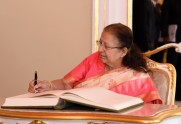 Ināra Mūrniece tiekas ar Indijas parlamenta apakšpalātas priekšsēdētāju Sumitru Mahadžanu - 10