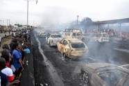 Lagosā aizdedzies degvielas vedējs  - 8