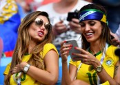 Karstas futbola līdzjutējas no Brazīlijas - 13