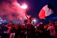 Parīze svin Francijas uzvaru PČ-2018 - 11