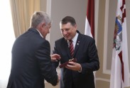 Valsts prezidents Rīgas pilī sveic Eiropas U-22 čempionāta pludmales volejbolā godalgu ieguvējus - 16