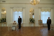 Pāvests Francisks apmeklē Rīgas pili - 25