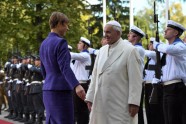 Igaunijas prezidente Kersti Kaljulaida un pāvests Francisks - 3
