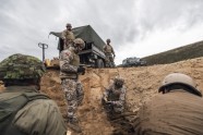 Militārajās mācībās “Detonators 2018” veic sprādzienbīstamo priekšmetu neitralizēšanu - 24