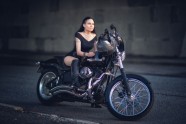 Anna Dzibuti fotosesija mamma motocikls  - 4