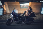 Anna Dzibuti fotosesija mamma motocikls  - 5