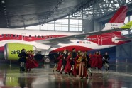 "airBaltic" dāvanas pasniegšanas ceremonija Latvijas simtgadē - 10