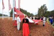 Jūrmalā paceļ valsts simtgadei veltītu Latvijas karogu - 3