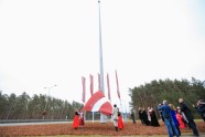 Jūrmalā paceļ valsts simtgadei veltītu Latvijas karogu - 5