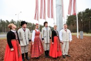 Jūrmalā paceļ valsts simtgadei veltītu Latvijas karogu - 8