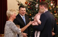 Valsts prezidents tiekas ar Latvijas daudzbērnu ģimenēm - 1