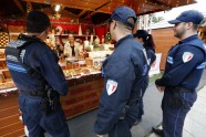 Francijas policija izvērsusi operāciju Strasbūras dienvidos - 4