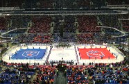 Hokeja spēle SKA - CSKA futbola laukumā Pēterburgā - 8