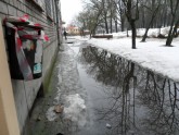 Rīgā pie dzīvokļa kāpņutelpas notikusi iekšzemes noplūde - 1