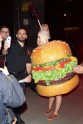 Keitija Perija burgera kostīmā - 1