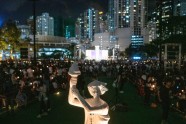 Honkongā piemin Tjaņaņmiņas slaktiņa upurus - 15