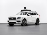 'Volvo' un 'Uber' prezentē autonomo 'XC90' - 1