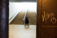 Невъездные-2. Журналист провел два дня в инвалидной коляске на улицах Риги - 5