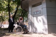 Невъездные-2. Журналист провел два дня в инвалидной коляске на улицах Риги - 21