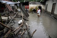 Plūdos un zemes nogruvumos Nepālā bojā gājuši 43 cilvēki - 8