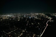 Ņujorkā traucēta elektroapgāde prāvai daļai pilsētas - 9