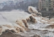 Taifūns "Lekima" Ķīnas piekrastē prasījis 13 cilvēku dzīvības - 5