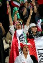 Irānā sievietes skatās futbolu - 12