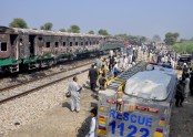 Vilciena ugunsgrēks Pakistānā  - 3