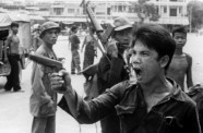 Sarkano khmeru režīms - 14