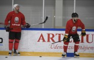 Hokejs, Latvijas hokeja izlases treniņš - 30