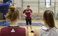 Latvijas sieviešu basketbola izlase, treniņš - 11