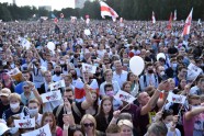 Minskā pulcējas tūkstošiem Lukašenko oponentu - 6