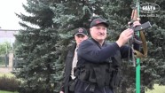 Lukašenko ar ieroci 