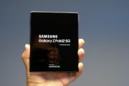 Samsung Galaxy Z Fold2 - 71