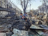 Grieķija ugunsgrēks migrantu nometnē 