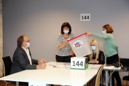 Trijos iecirkņos tiek pārskaitītas nodotās Rīgas domes ārkārtas vēlēšanu balsis - 10