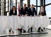 Paraksta Rīgas domes jaunās koalīcijas sadarbības līgumu - 1
