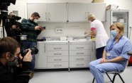 Vakcīnas "Comirnaty" pret Covid-19 injicēšana PSKUS mediķiem - 4