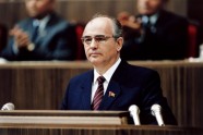 Mihails Gorbačovs - 13