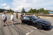 Jānis Baumanis izmēģina 'Jaguar F-Type' - 5