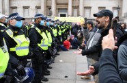 Londona, protesti, Covid-19, policija, covid-dissidenti