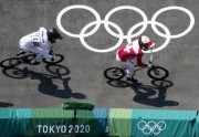 Tokijas olimpiskās spēles, BMX: Helvija Babris, Vineta Pētersone - 12