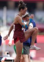 Tokijas olimpiskās spēles: sieviešu šķēpa mešana - 15