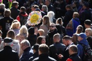 Spītējot policijas lūgumam, Rīgā pulcējas protestētāji - 19