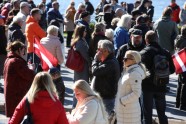 Spītējot policijas lūgumam, Rīgā pulcējas protestētāji - 20