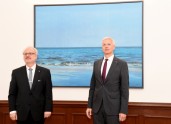Valsts prezidents tiekas ar Ministru prezidentu un Saeimas priekšsēdētāju - 2
