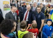 Futbols, FIFA prezidents Džanni Infantīno viesojas Play off arēnā