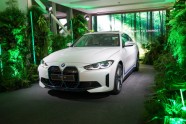 Latvijā paviesojies 'BMW i4' elektromobilis - 2