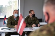 Krievijas bruņoto spēku virsnieki Ādažu bāzē veic EDSO bruņojuma kontroles novērtējuma vizīti - 41