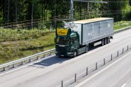 Hybrid Truck with pantograph on the roof 2016